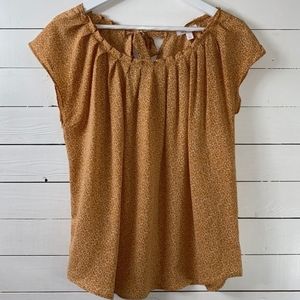 LC Lauren Conrad pleated top